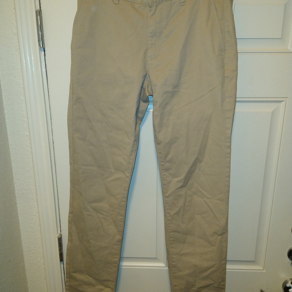 Bonobos Slim Cotton Blend Chino Pants Men's sz 31x32. Pants tag size is 31x34,
